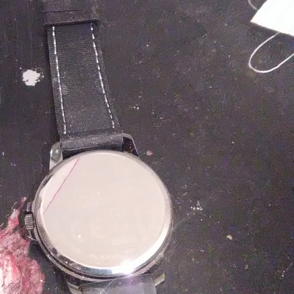 Watch - Picture 4 of 4